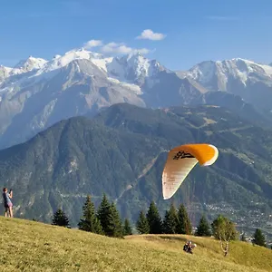  Holiday home Le Tete Pied Centre/telecabine Saint-gervais France